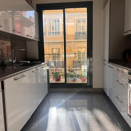 Daire Spacious With The Balcony In Heart Of *